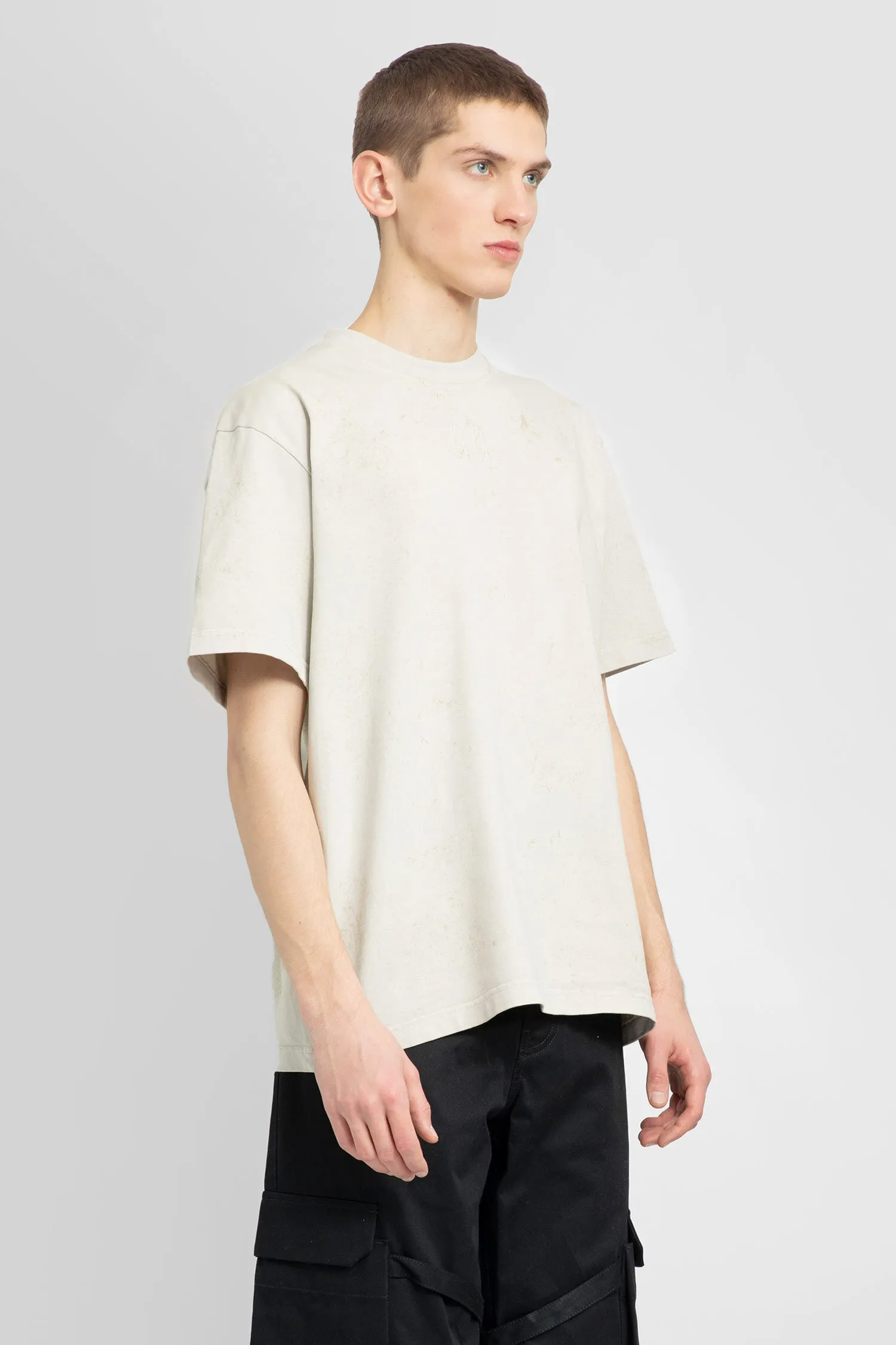 44 LABEL GROUP MAN OFF-WHITE T-SHIRTS & TANK TOPS