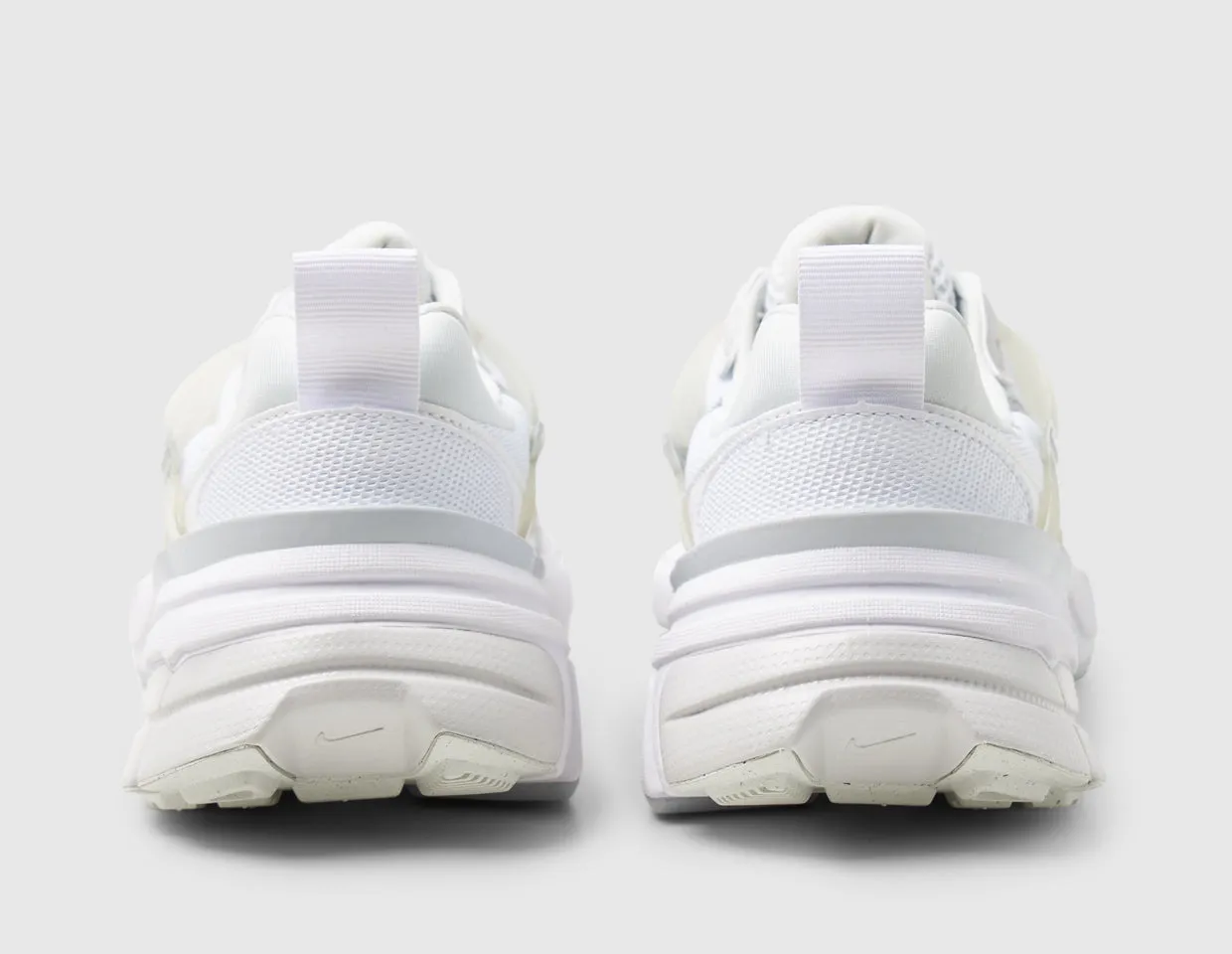 Nike Women's V2K Run White / Metallic Silver - Platinum Tint