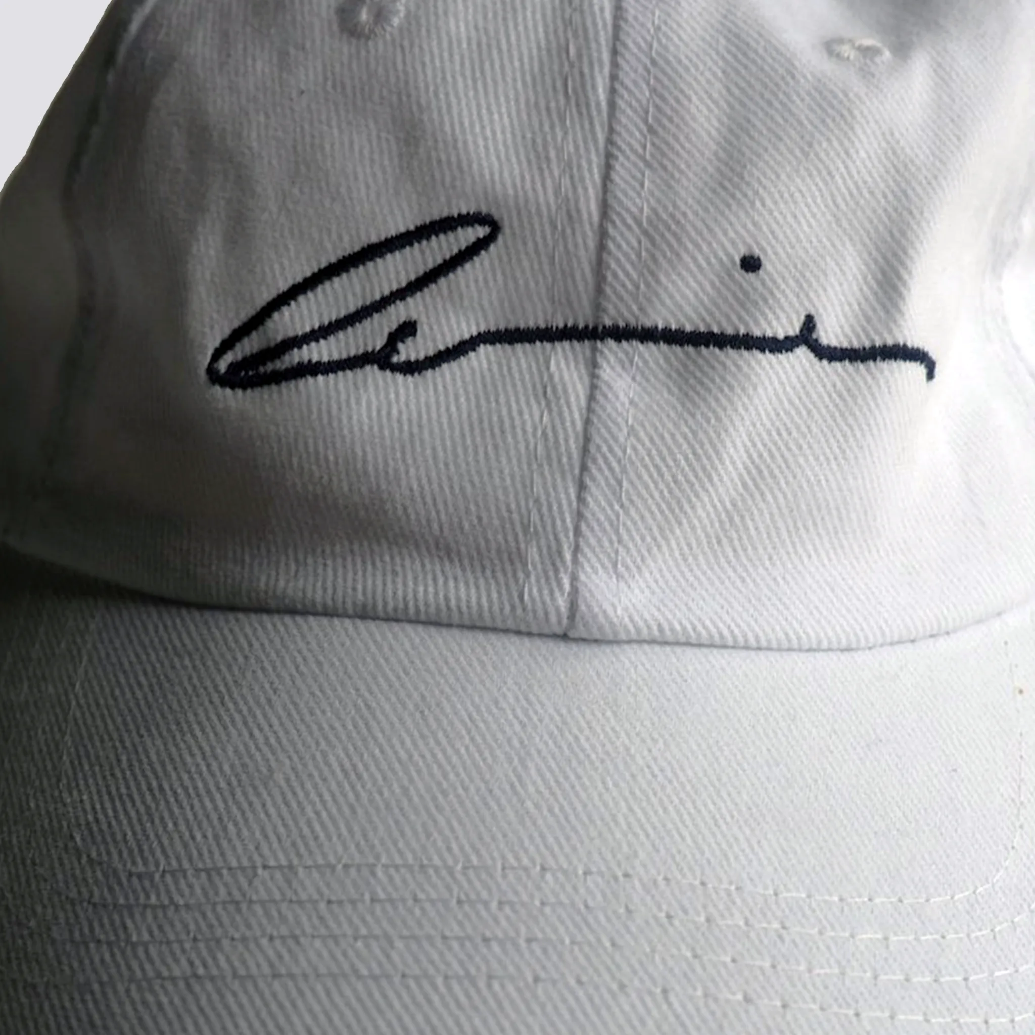 SIGNATURE CAP // FRESH WHITE