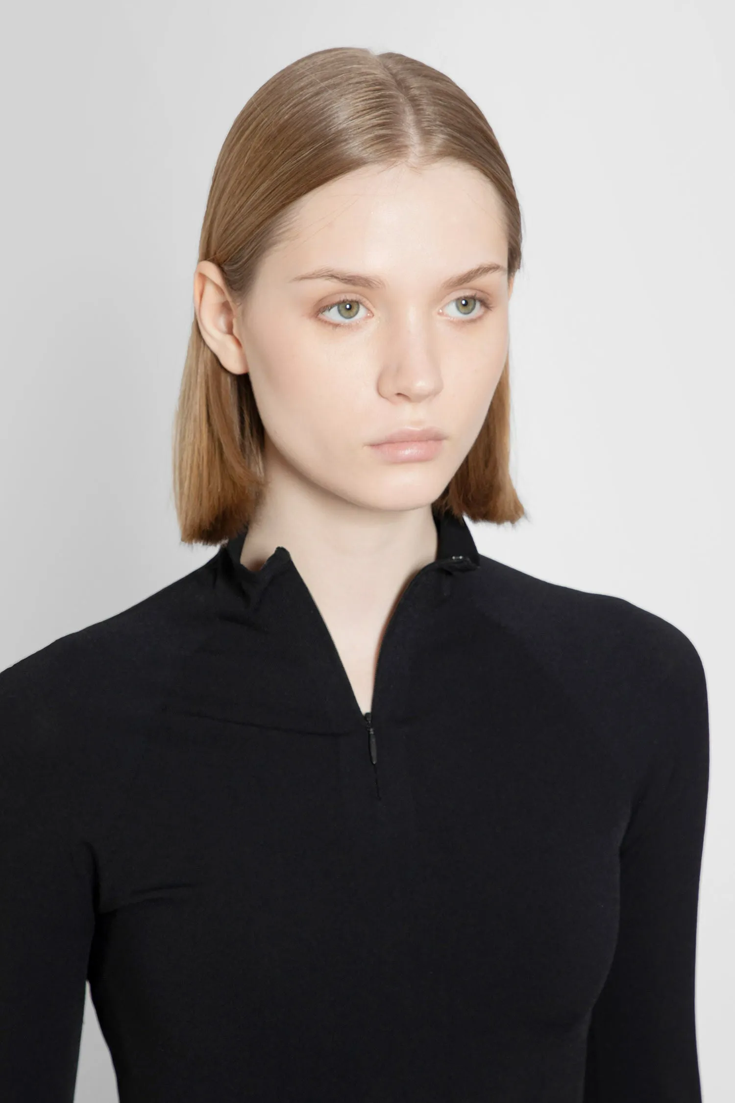 THE ROW WOMAN BLACK TOPS